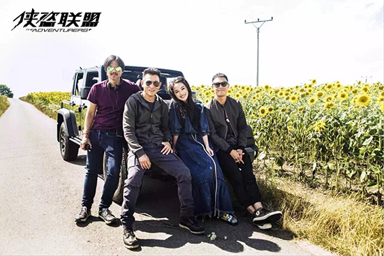 冯德伦开工秀婚戒 两人低调结婚无人知