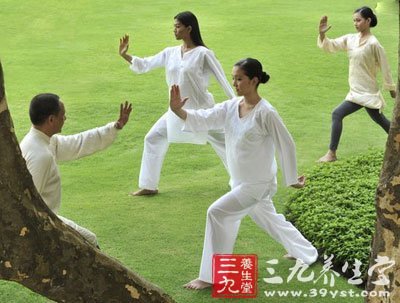 42式太极拳的好处：42式太极拳对骨骼、肌肉及关节活动的影响