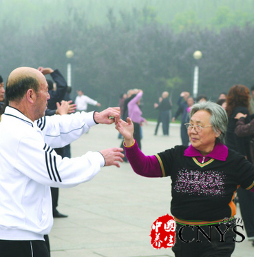 老年人如何保持年轻的心 文娱乐项目很重要