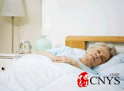 老人睡前做6件事 提高睡眠又延寿