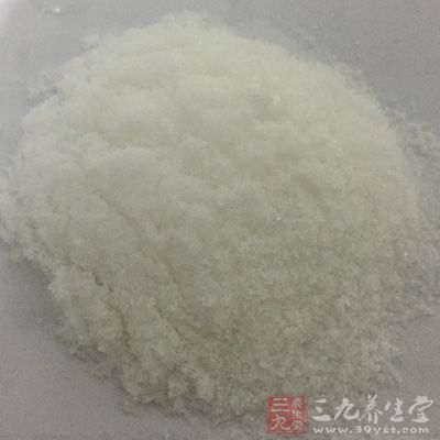 经常吃盐分高的食物，很容易导致体内积存过多的水分