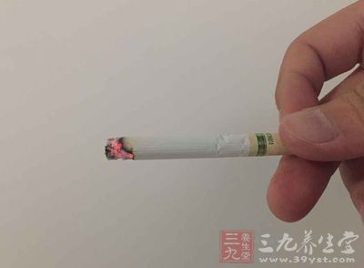 大部分的男人都喜欢喝酒吸烟