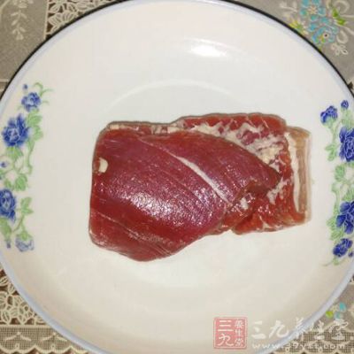 火鸡肉含有丰富的氨基酸，却几乎没有饱和脂肪，这点非常健康