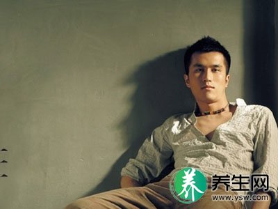 男人清晨容易勃起的原因有哪些？