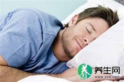 男人憋尿易患膀胱癌！