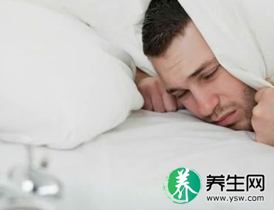 男人憋尿易患膀胱癌！